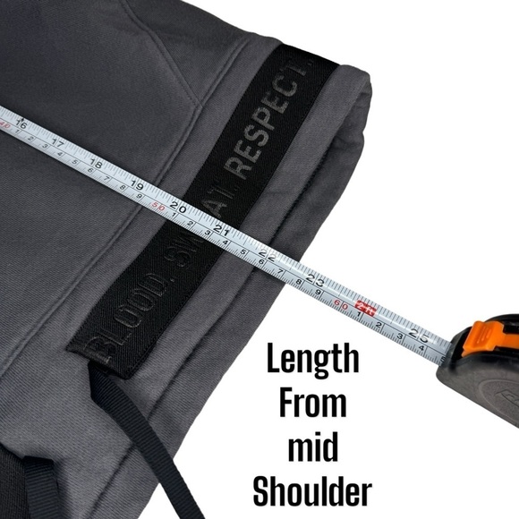 Under Armour Project Rock Blood, Sweat Respect Sweatshirt crewneck women’s small - Picture 11 of 11